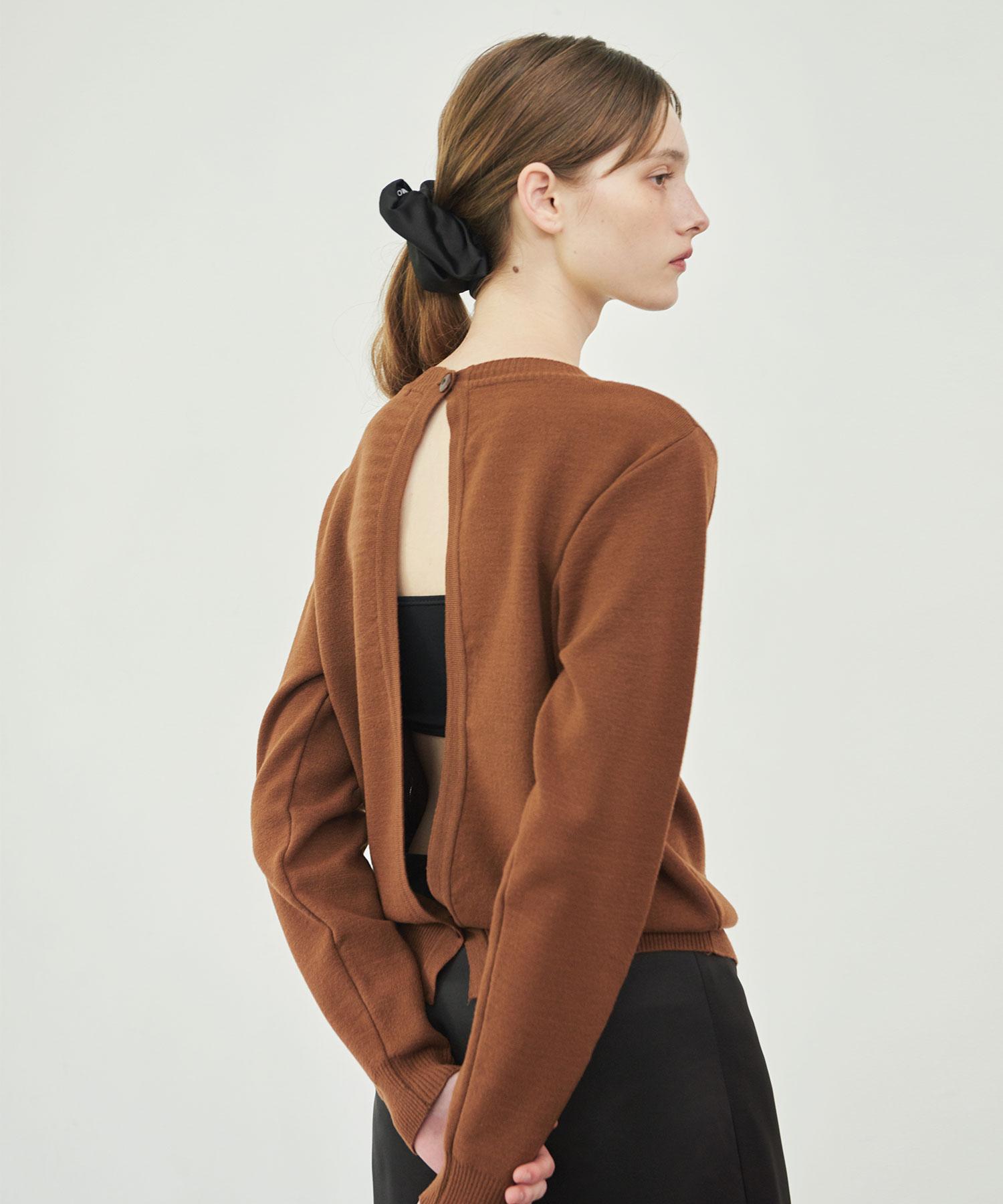 38 Come On Common Back Cut-Out Knit (Brown) Free/Free