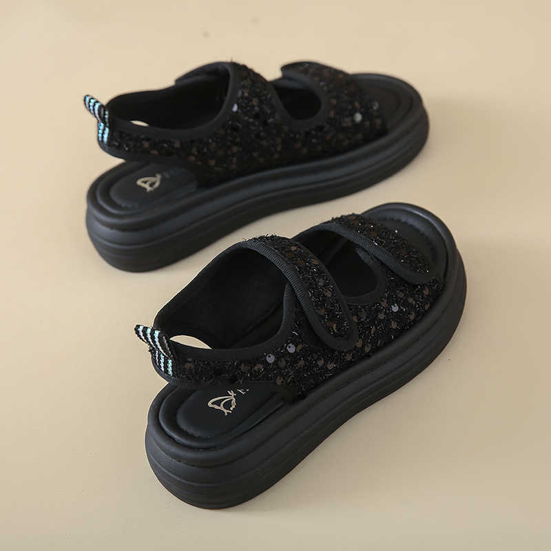 Fashion Light Weight Lightweight Slippers For Summer Women's Sneakers Sale Shoes Low Luxury Sandals Sports Second Hand