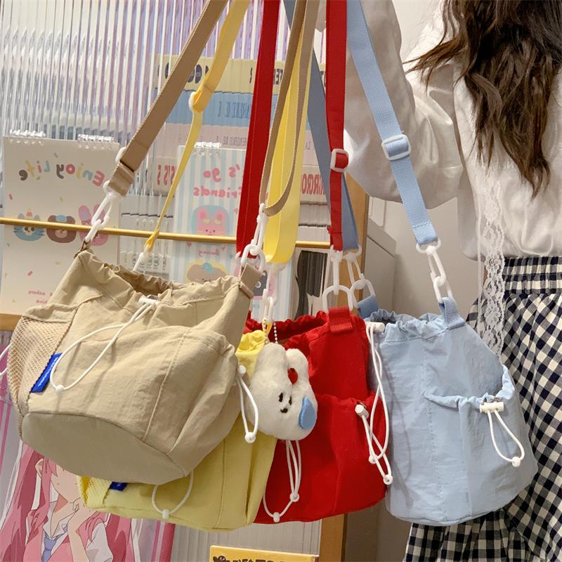 Neue String-Nylon-Reißverschluss-Einfarbige Umhängetaschen Vielseitige Pendler-Crossbody-Taschen 2026 Hochwertige Ccise-Taschen für Damen