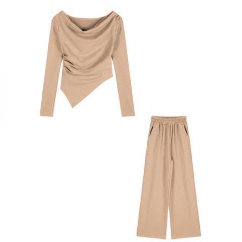 Koreanischer Chic Teefarbener Damen Irregular Top und Straight-Leg Hose Set