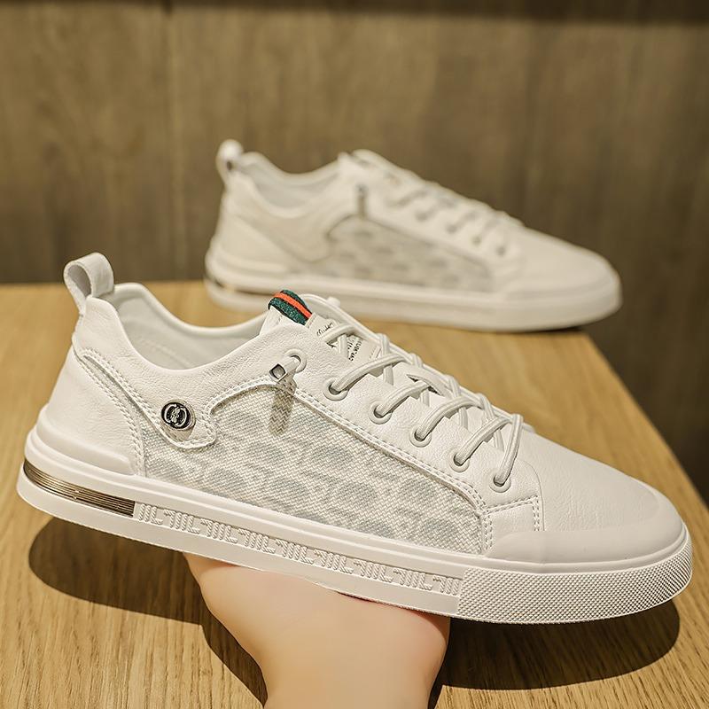 Sommer atmungsaktive Herrenschuhe 2024 neue Sport- und Freizeit Ein-Pedal flache Schuhe Jungen Sport kleine weiße vielseitige trendige Schuhe