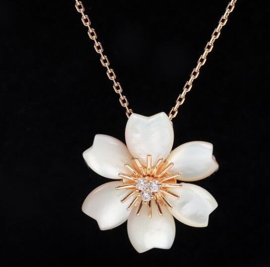 

New Hot Brand Vintage Necklace Luxury Jewelry For Women Flowers Designer Pendants Pure 925 Sliver Fashion Lady Party Charms шампанского