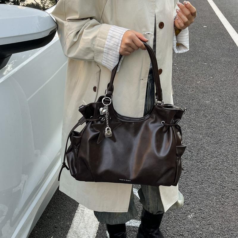 Handtas - Schouder-zwaaiende Crossbody Tas - Grote Capaciteit Modieuze Pendeltas om aan de Arm te Dragen