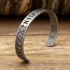 Pulsera de Acero de Titanio para Hombre con Texto Hueco Vintage Desgastado