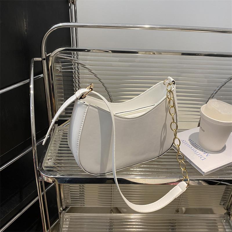 2024 New Lady Shoulder Bag Large Capacity Charming Crossbody Bag Street-style Fashion Underarm Bag