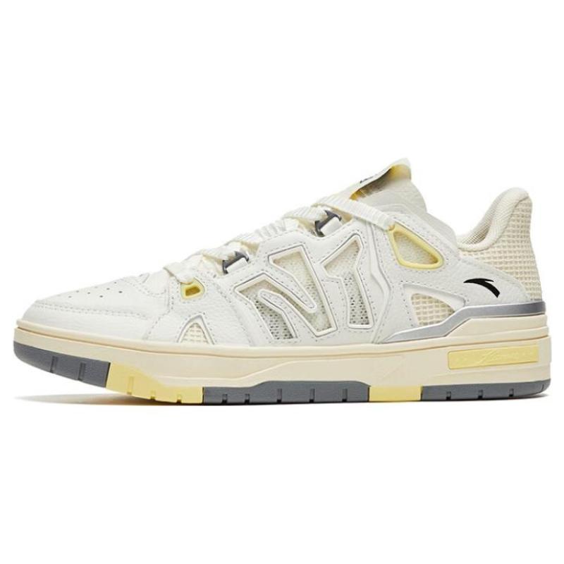 Anta Flame 4.0 Anti-Slip Wear-Resistant Low-Top Skateboard Shoes Women s Ivory White Sneakers 35.5