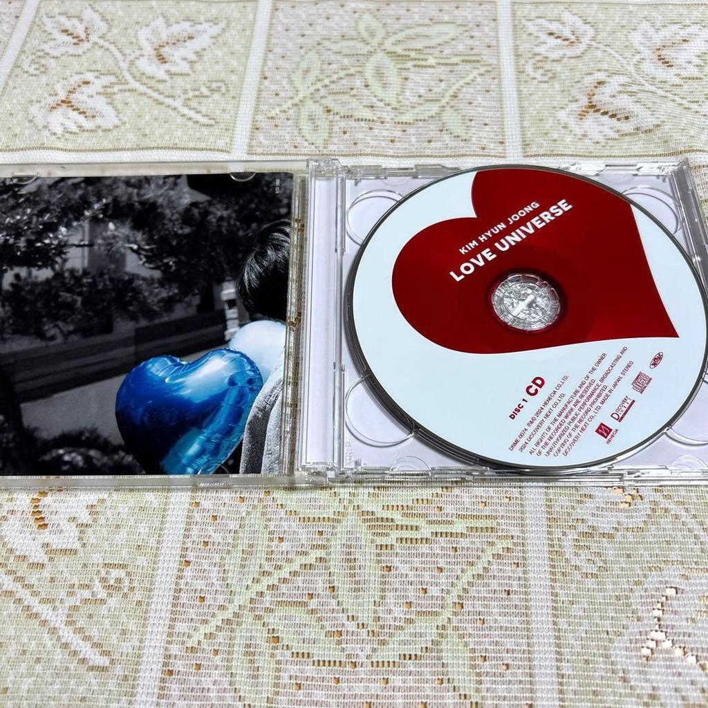 [USED] LOVE UNIVERSE (Type-A)