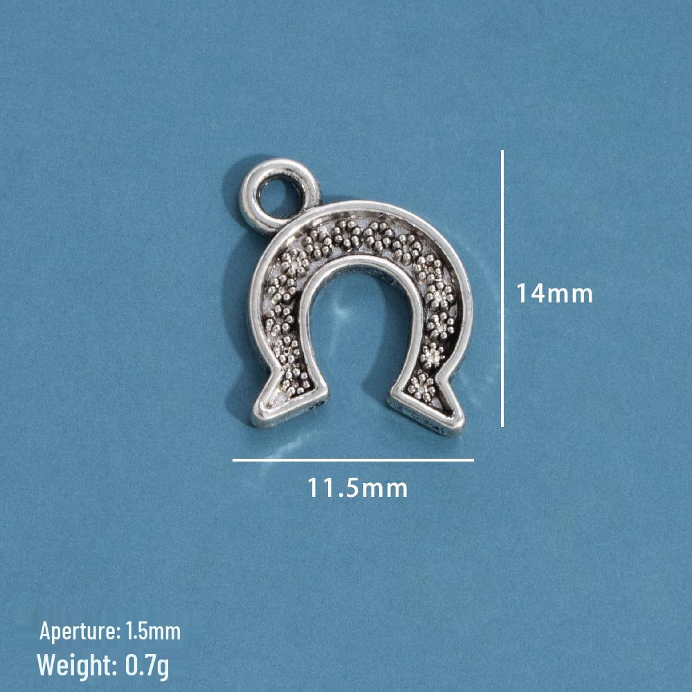 

DIY Western Cowboy Jewelry: Horseshoe Hat Alloy Pendant & Small Charm Bracelet