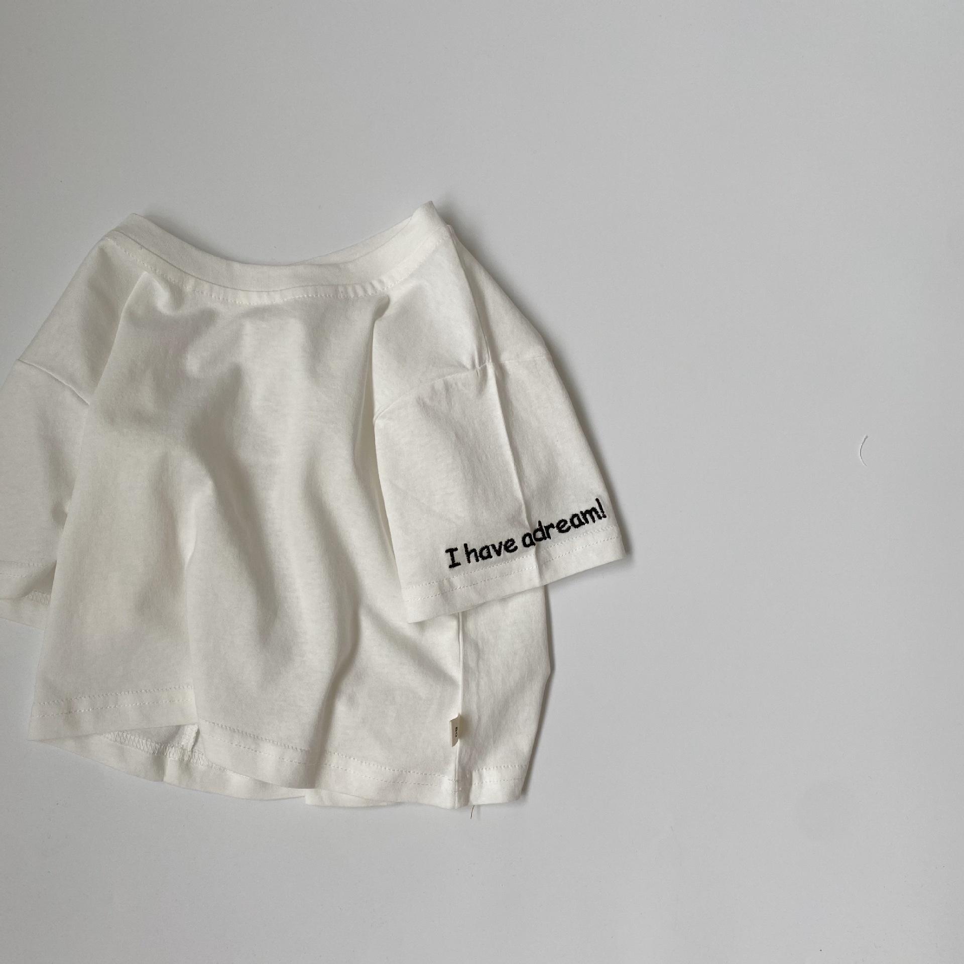 

Летняя корейская вышитая футболка с коротким рукавом GL-kids для мальчиков и девочек. 130 cm белый