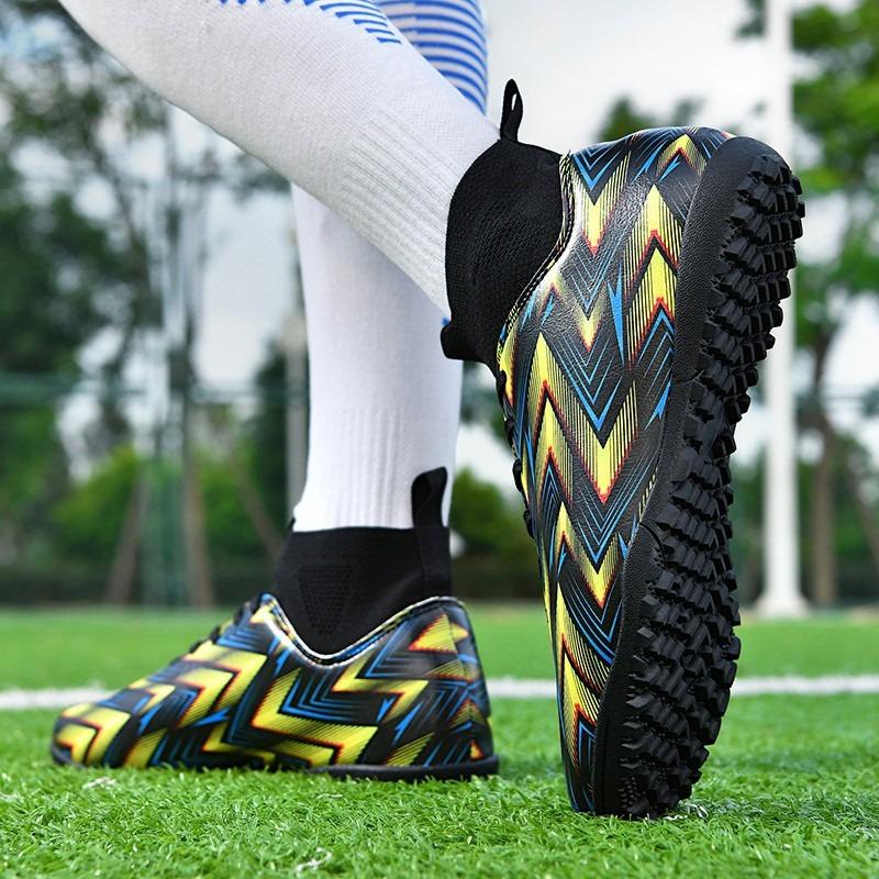 Football Shoes Men's Shredded Nails Boys Training Shoes Girls Student Adult Lawn Spikes Competition Sneakers