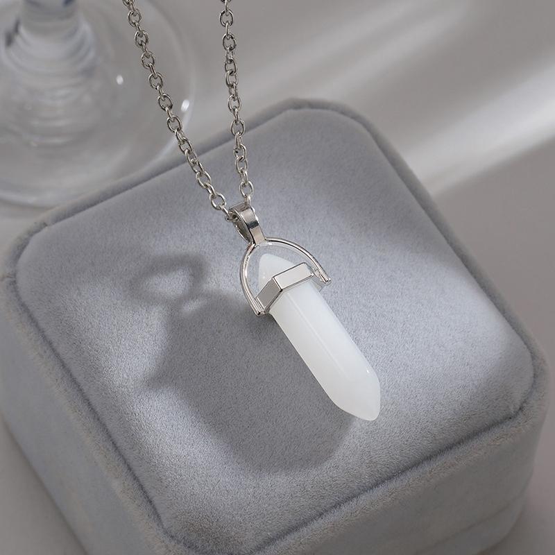 2 Stück/Set Leuchtende Sechseckige Säule Herz Anhänger Partner Magnetische Halskette Naturstein Geometrischer Anhänger Halskette Schmuck Geschenke
