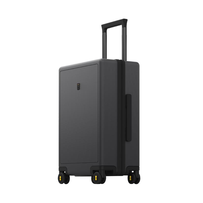 LEVEL8 Traveler Series PC Spinner Luggage