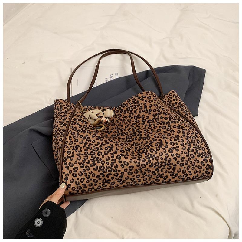 

Retro simple handbag fashionable leopard print tote bag casual bag fashionable shoulder bag No pendant