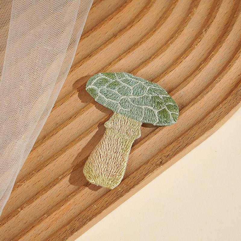 Exquisite Plant Colored Mushroom Embroidery Iron On Pudding Countryside Style Girls' Shoulder Bag Diy Decoration Badge