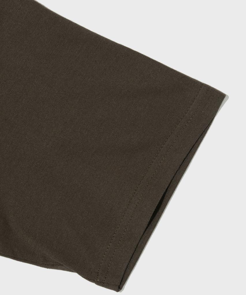 Wogseuaenko Anna Mountain Oversized Short Sleeve T-Shirt (Khaki)