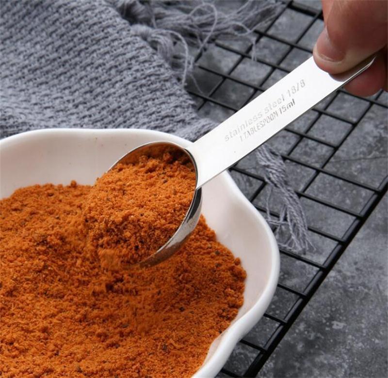 304 Stainless Steel One-Piece Round Handle Measuring Spoon Set with Hook Scale for Baking and Coffee