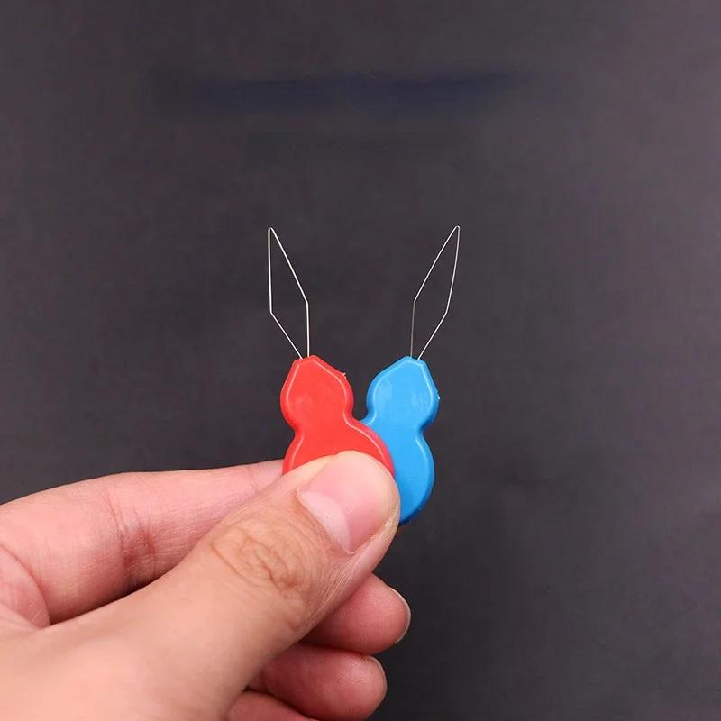 12Pcs Needle Threader Stitch Insertion Tool designed for Sewing Appliance Polymer Wire Loop designed for Needles Needleswork Threader Sewing Tools