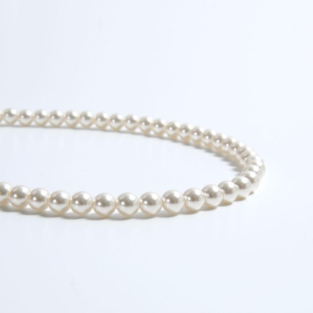 Elegante Hochwertige Damen-Imitationsperlenkette mit OT-Verschluss - Vielseitige, Leichte Luxus-Schlüsselbein-Kette für Modische Verführung
