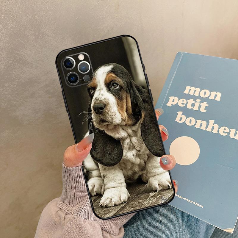 Basset Hound Dog Case For iPhone 17 Air 14 16 15 11 12 13 Pro Max 12 Mini XR 15 16 Plus 16e Back Cover Shell