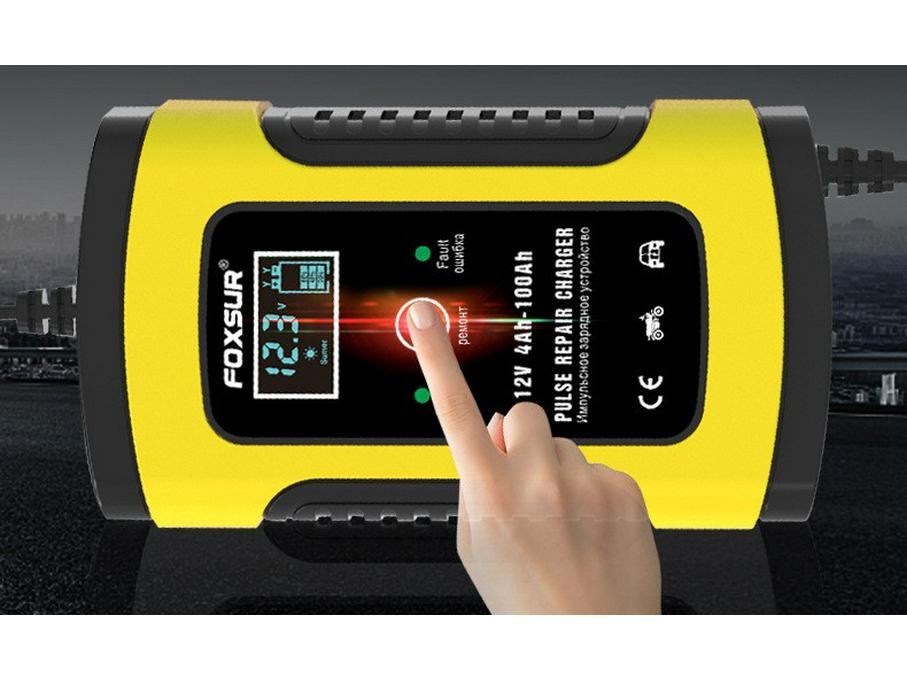 12V 5A Pulsladegerät mit LCD-Anzeige für Motorräder und Autos