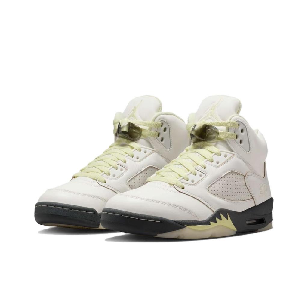 נעלי סניקרס לנשים Air Jordan 5 Retro Luminous Green, צבע קרם-מפרש אנתרציט IM7592-130