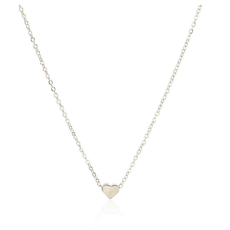 European & American Style Heart Pendant Necklace - Elegant Alloy Clavicle Chain for Women