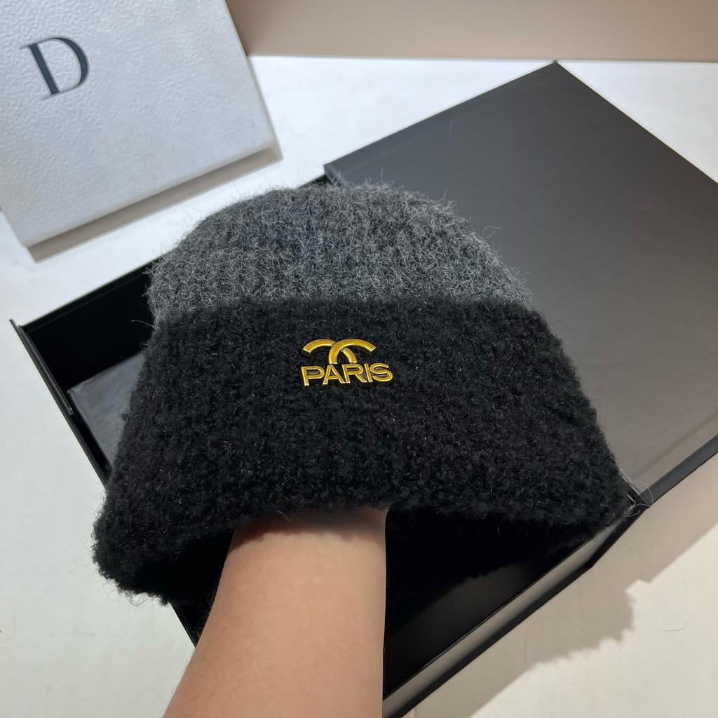 Xiaoxiangfeng French Two-Color Thickened Warm Wool Hat Hyunya Wind Contrasting Color Wool Blend Knitted Hat