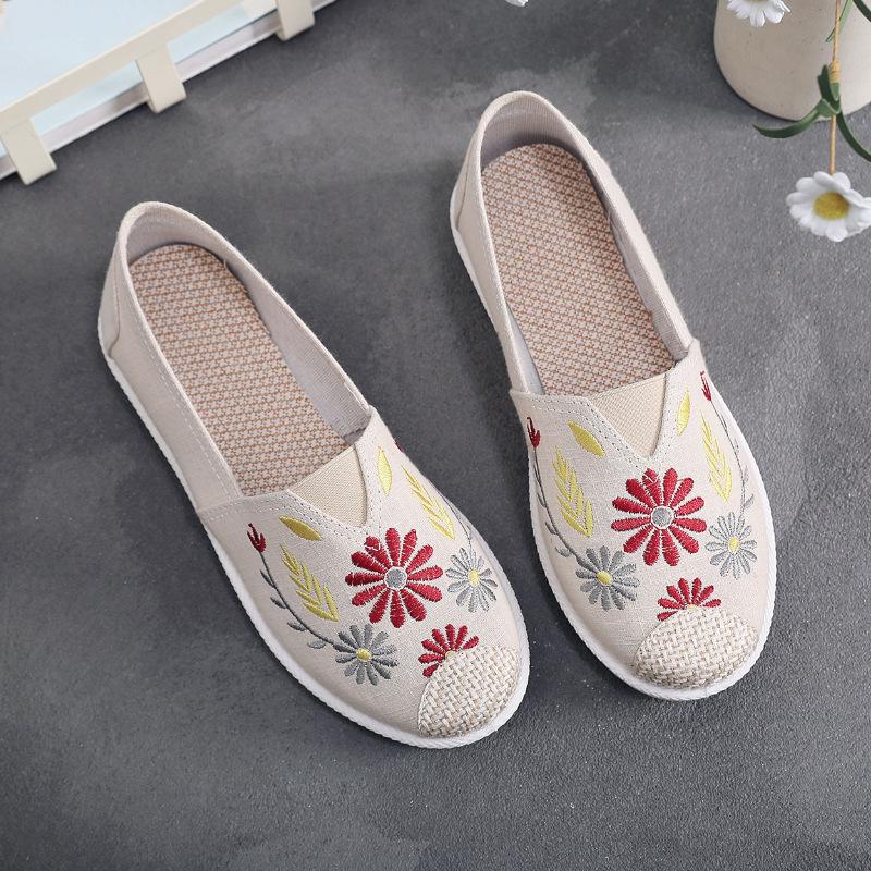 25 New Women's Slip-on Canvas Shoes - Non-slip, Soft Sole, Versatile for Spring and Autumn