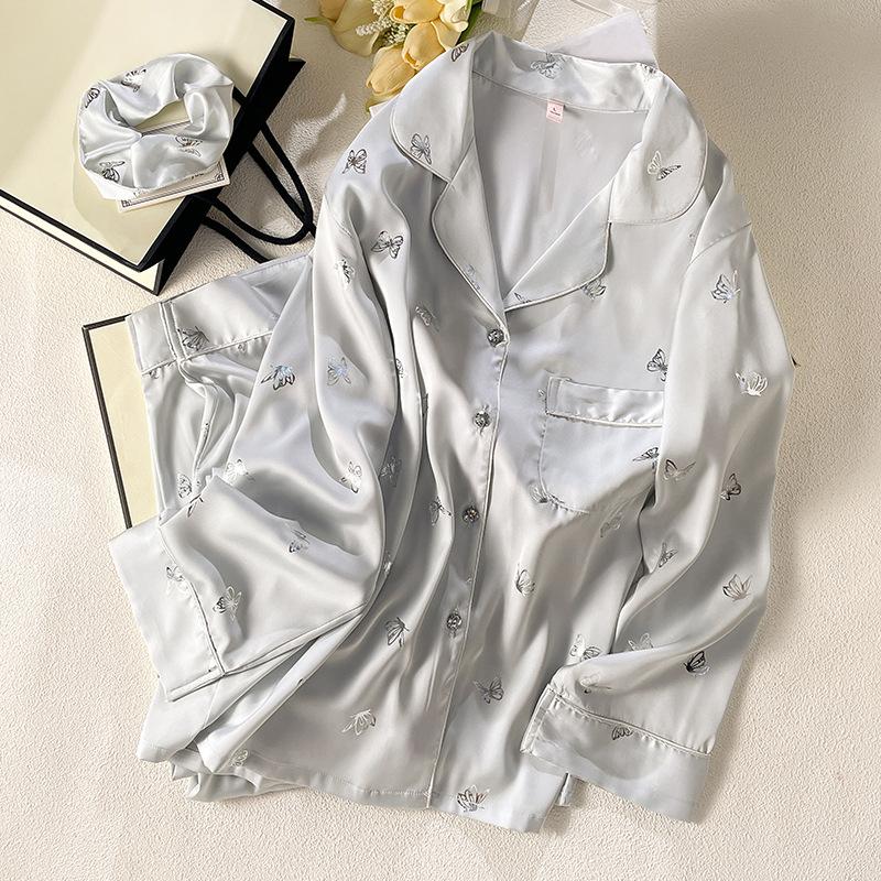 1011 New Pajamas Women's Spring, Summer and Autumn Ice Silk Long-sleeved Suit Temperament Internet Celebrity Style Can Be Worn Outside Loungewear