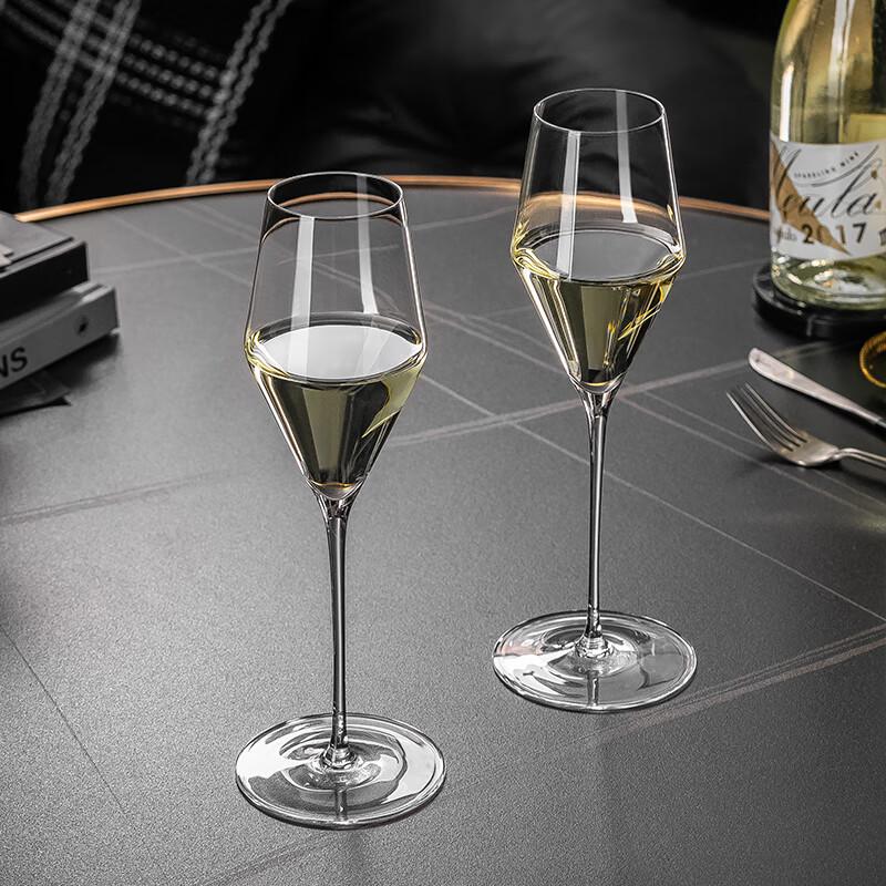 Genas European Crystal Champagne Flutes