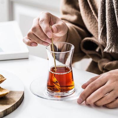 Set di tazze e piattini da caffè in vetro spesso, per uomo turco, moderno e semplice, per la casa, per bere caldo pomeridiano, con piattino.