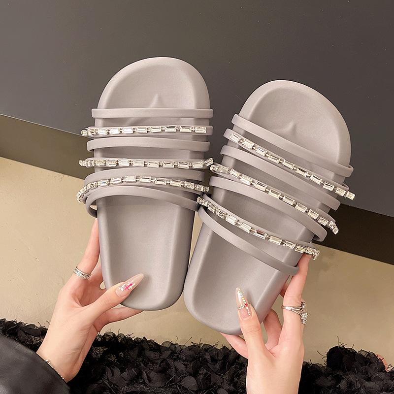 Thick-bottomed One-word Slippers for Women's New Simple Niche Design Sense, Seaside Beach Cool Slippers for Women's Summer Wear