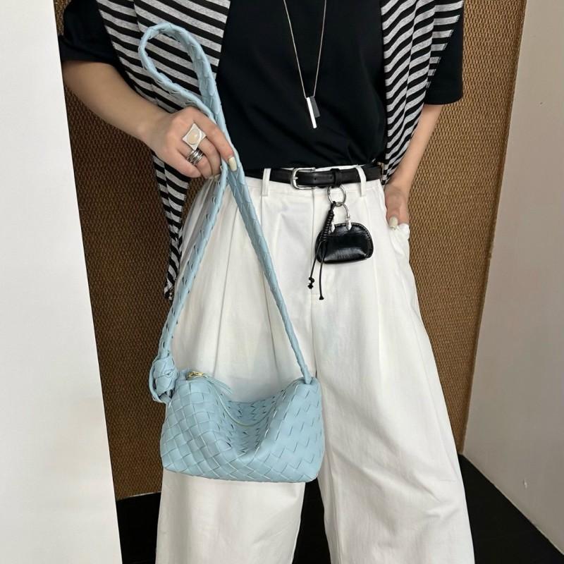 Handwoven Leather Crossbody Bag Women Stylish Woven Shoulder With Zip Medium Size Urban Minimalist Design