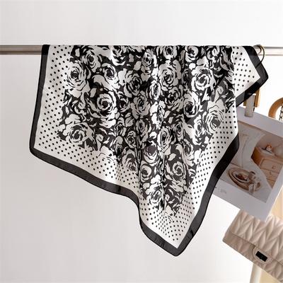 Luxury New Printed Scarves Women's Silk Scarf Spring and Summer Floral Decorations Small Neckties Hairbands Bags Wholesale