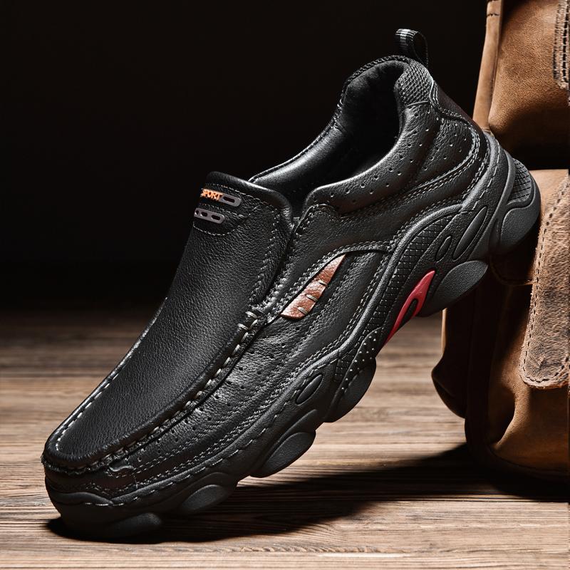 Breathable Leather Casual Men Shoes Newest Luxury Slip On Hiking Shoes Leisure Walk Loafers Men Moccasins Fashion Platform Shoes