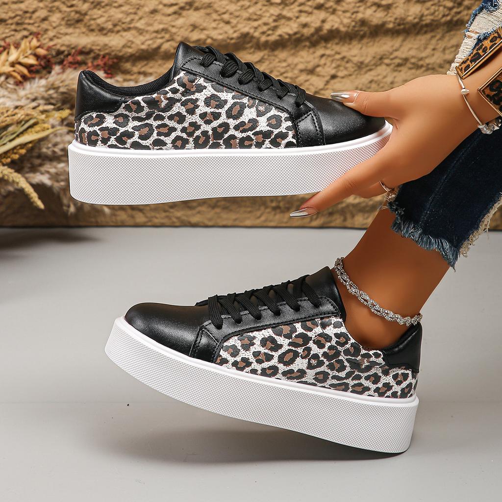 Women Sneakers Casual Leopard Print Flat Bottom Women Shoes Thick Heel Spring Autumn Sneakers Women Low Top Slip-On Loafers