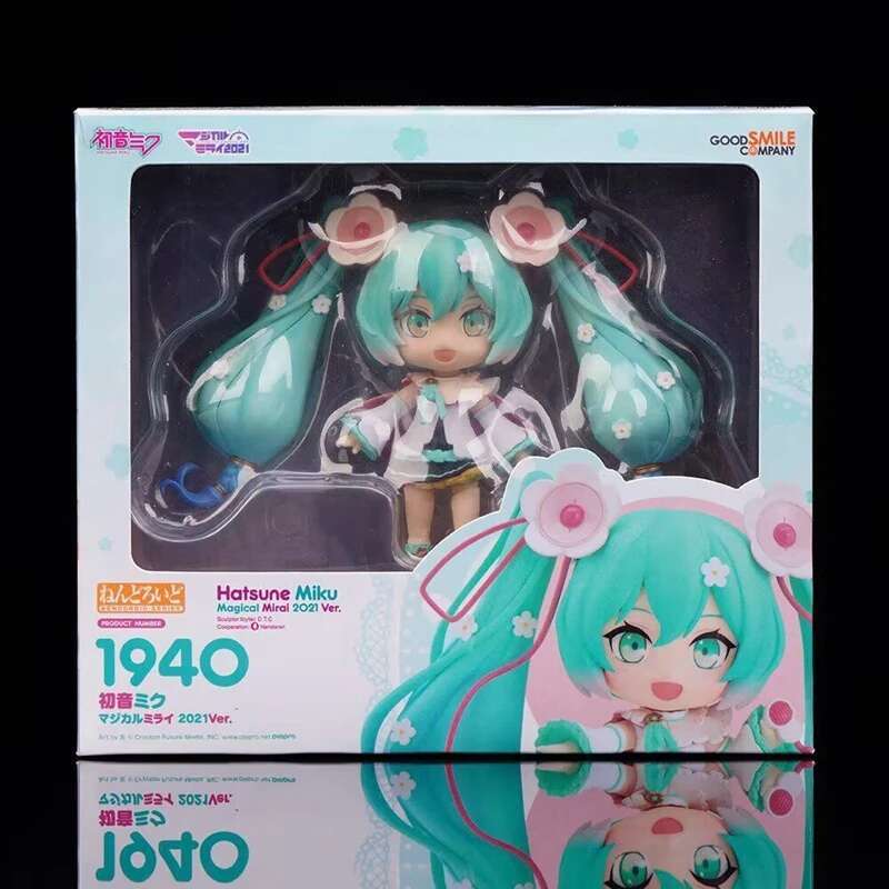#1939 Hatsune Miku Anime Figure 15th Strawberry Anniversary Action Miku Figure #1940 PVC Collection Model Doll Toys Gift