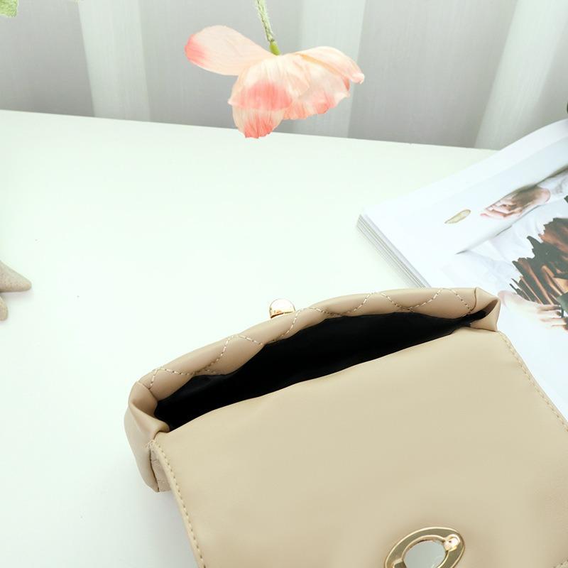 Fashion new embroidered rhombus soft bag versatile shoulder messenger square bag change mobile phone women's bag