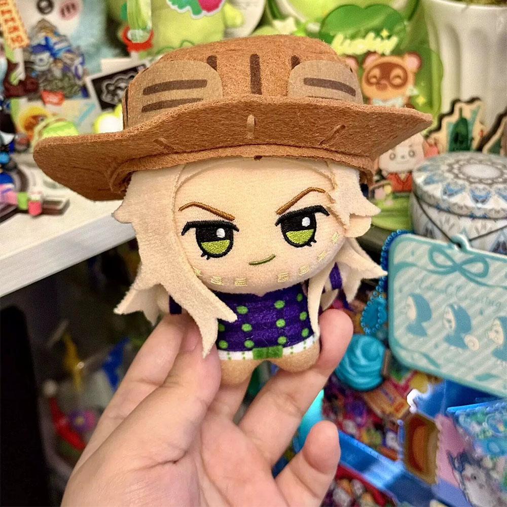 10cm Anime Gyro Zeppeli Plüschpuppe Anhänger Steel Ball Run Plüschtier Jonathan Joestar Kuschelpuppe Geburtstagsgeschenk für Fans