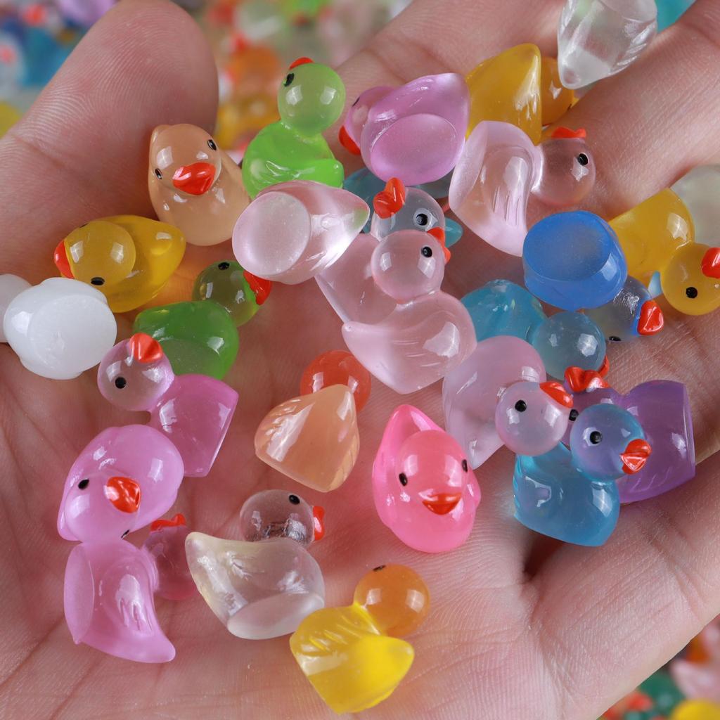 Świecący w ciemności żywiczny Kaczuszek Urocze Zwierzątko Etui na Telefon i Dekoracja Domku dla Dzieci