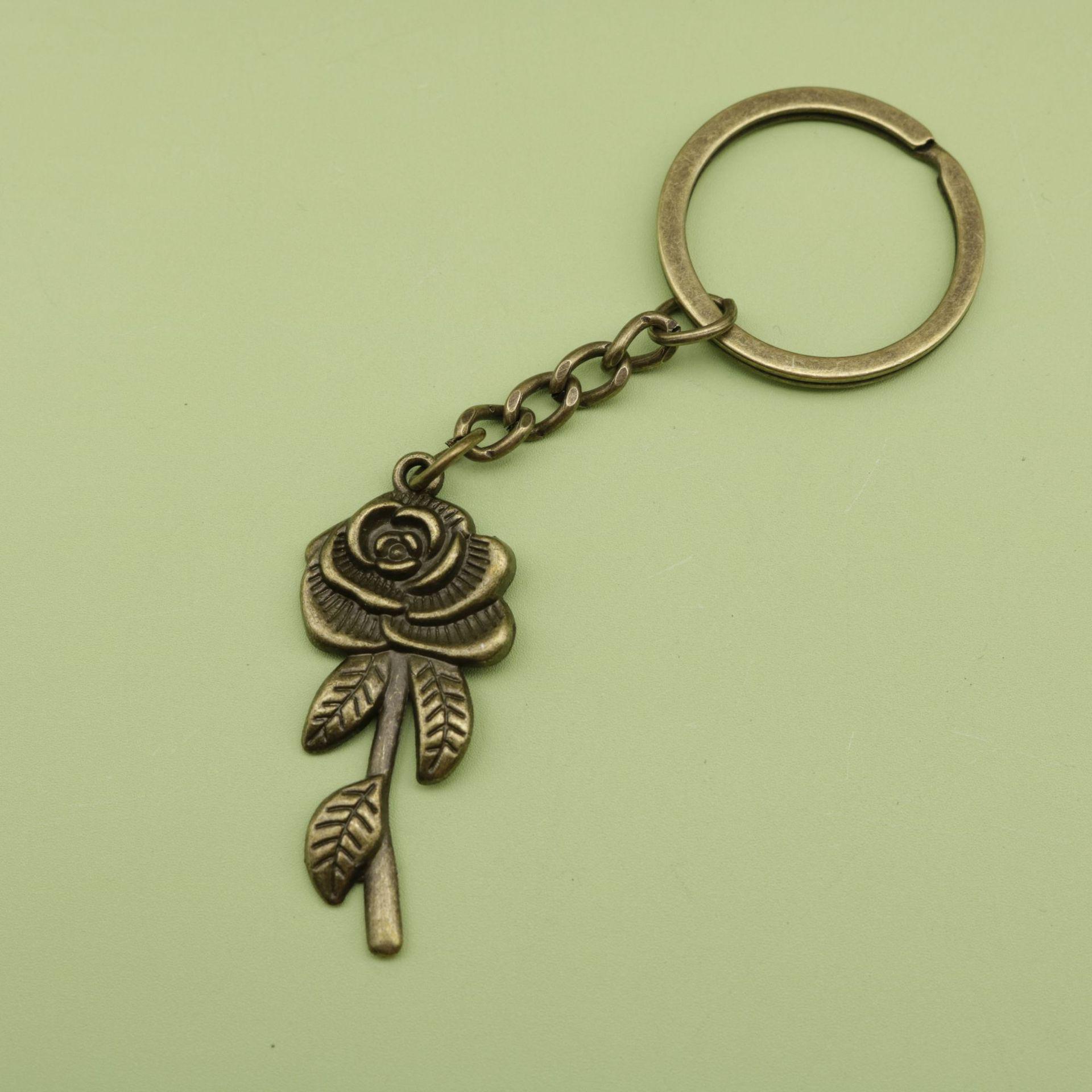 Hot Selling Simple Rose Flower Keychain Pendant Jewelry
