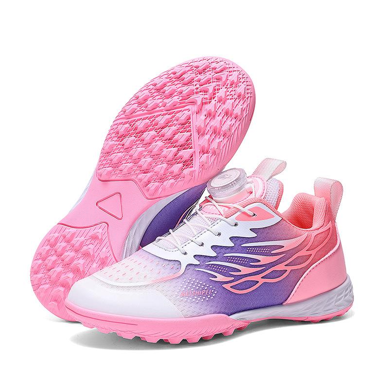 

Новые детские футбольные бутсы с вращающейся пряжкой для мальчиков и девочек, с шипами, студенческие, дышащие, тренировочные, для соревнований, профессиональная спортивная обувь 30