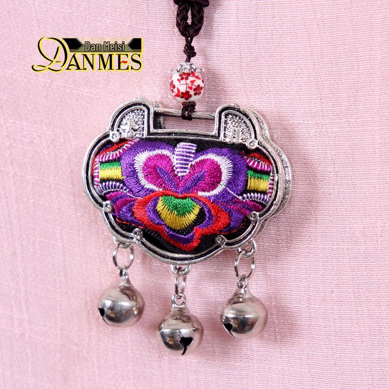 Yunnan Ethnic Embroidered Flower Choker Necklace 2024 - Travel Souvenir & Gift Sweater Chain