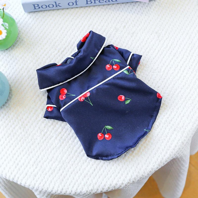 Silk pet pajamas are comfortable and skin-friendly, universal home clothing for cats and dogs