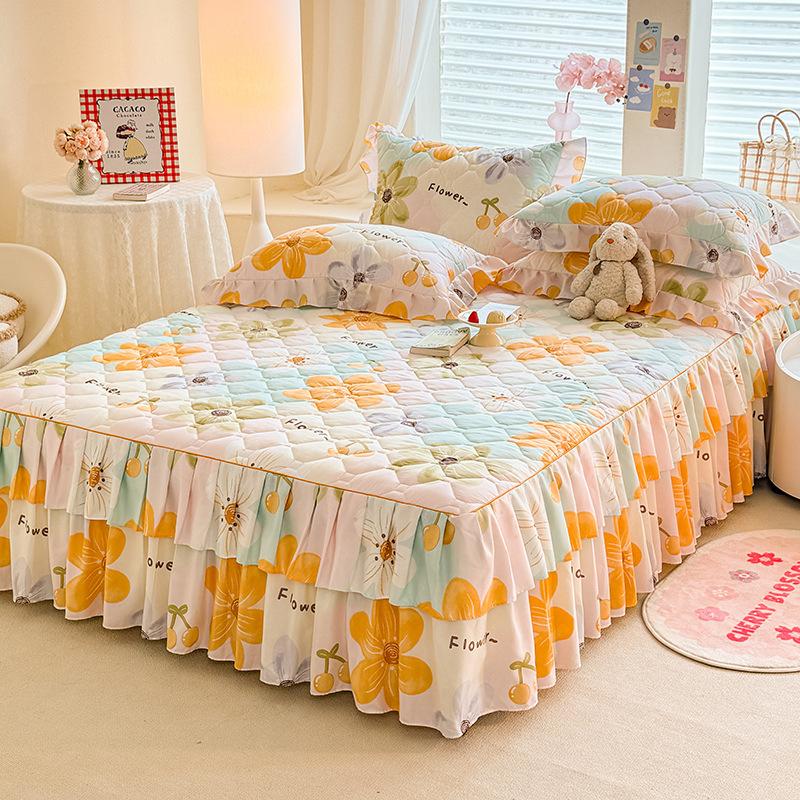 3pcs Bed Skirt Set Solid Color Quilted Thickened Lace Decoration Includes 1 Bed Skirt + 2 Pillowcases Suitable for Home And Hotel