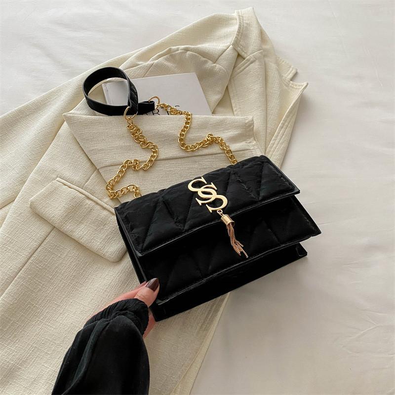 Stylish Pu Chain Crossbody Bag For Women With Chic Design And Versatile Colors