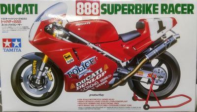 Tamiya Motociklų serija Ducati 888 1/12