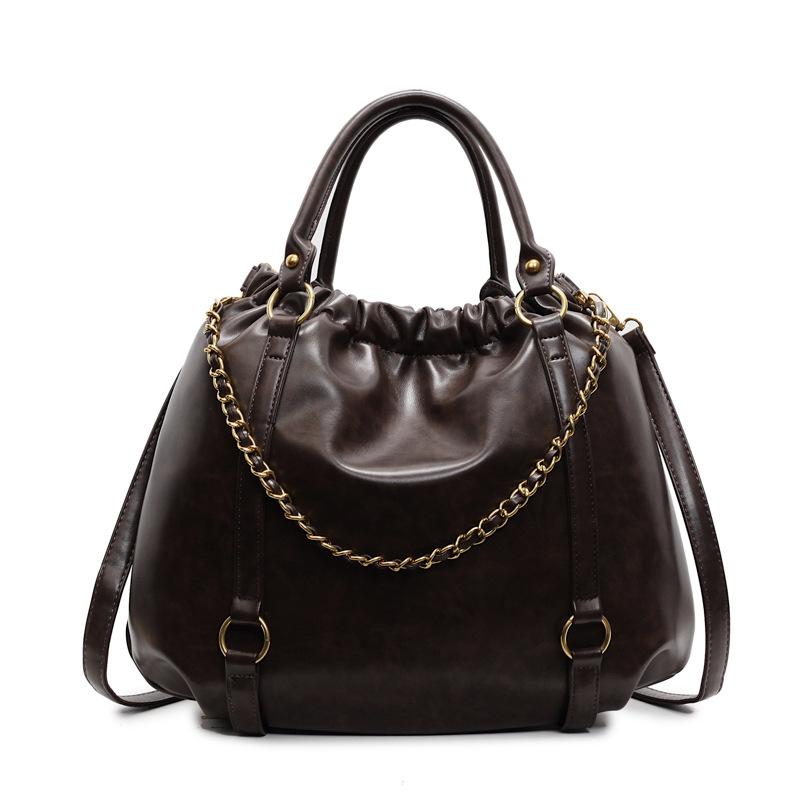 Backpack Chain Retro Bag New Tote Bag Autumn and Winter Large Capacity Shoulder Commuter Women's Bag Leisure Bag
