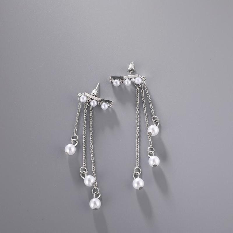 Pendientes earcuff largos con perlas