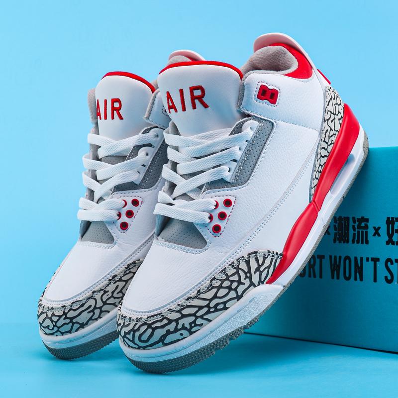 Versatile Casual Shoes: Embracing Comfort and  Sports Trends with Soft Soles